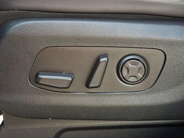 Used 2023 Kia Carnival SX FWD image 17