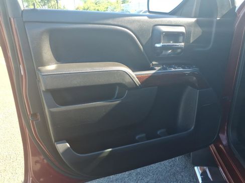 Used 2014 GMC Sierra 1500 SLE w/ SLE Value Package AWD/4WD image 25