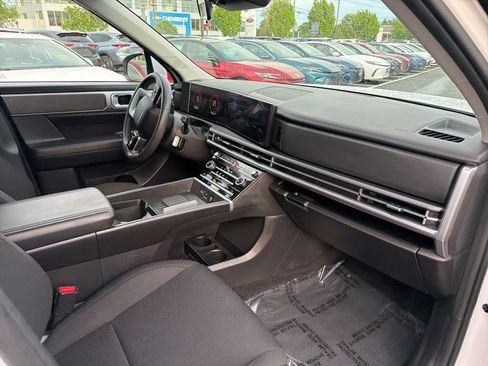 Used 2026 Hyundai Santa Fe SE AWD/4WD image 12
