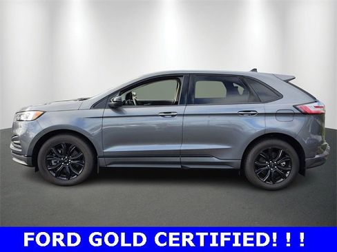Used 2024 Ford Edge SE w/ Black Appearance Package image 2