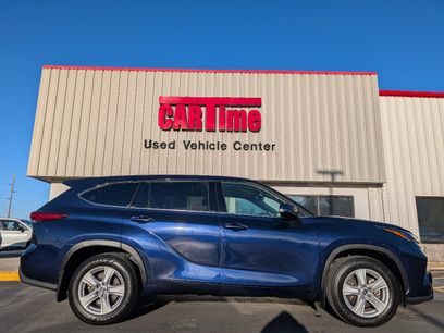 Used 2020 Toyota Highlander LE