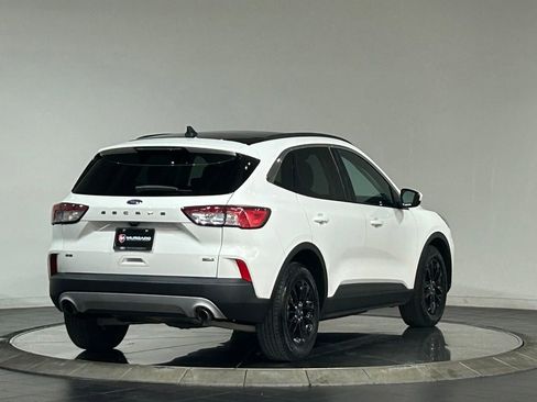 Used 2021 Ford Escape SE w/ Convenience Package FWD image 10