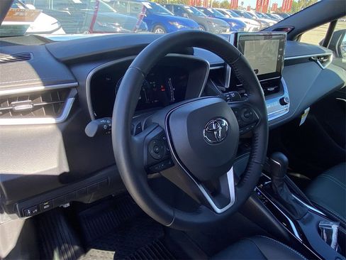 Certified 2025 Toyota Corolla XSE image 19