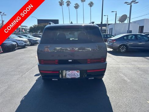 Used 2025 Hyundai Santa Fe Calligraphy FWD image 6