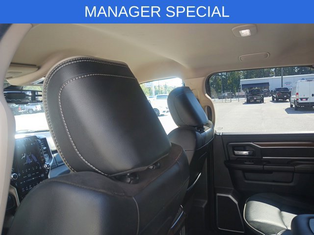 Used 2022 RAM 4500 Laramie AWD/4WD image 18