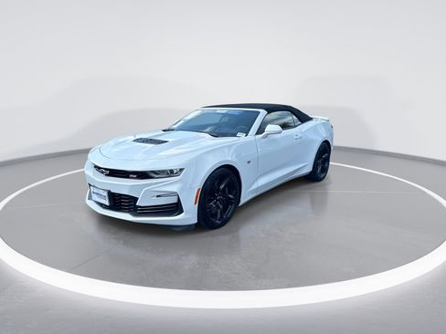 Used 2022 Chevrolet Camaro SS RWD image 5