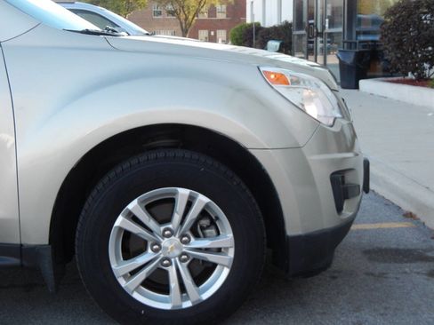 Used 2014 Chevrolet Equinox LT w/ Driver Convenience Package image 23