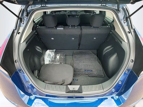 Used 2025 Nissan Leaf S FWD image 28