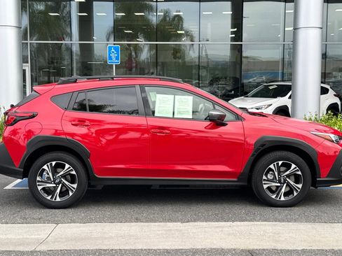 Certified 2024 Subaru Crosstrek 2.0i Premium w/ Crosstrek Mirror Package image 3
