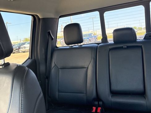 Used 2022 Ford F150 Lariat image 16