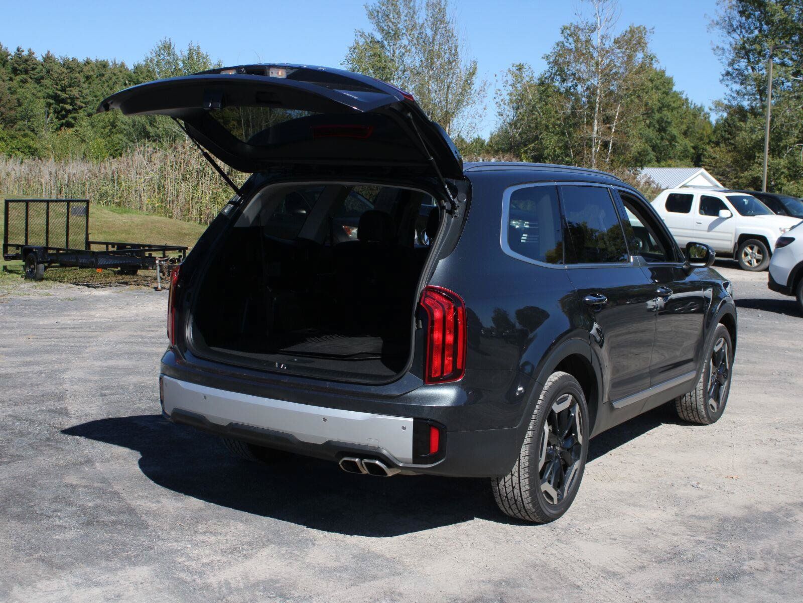 Used 2024 Kia Telluride S w/ S Sunroof Package AWD/4WD image 7