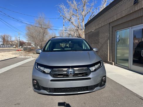 Used 2025 Honda Odyssey EX-L image 13