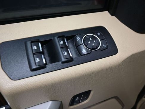 Used 2016 Ford F150 Lariat w/ Equipment Group 502A Luxury image 13