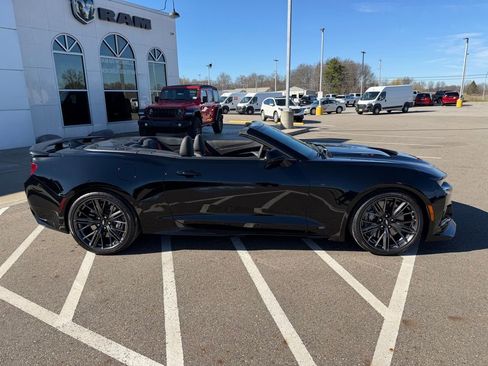 Used 2018 Chevrolet Camaro ZL1 image 3