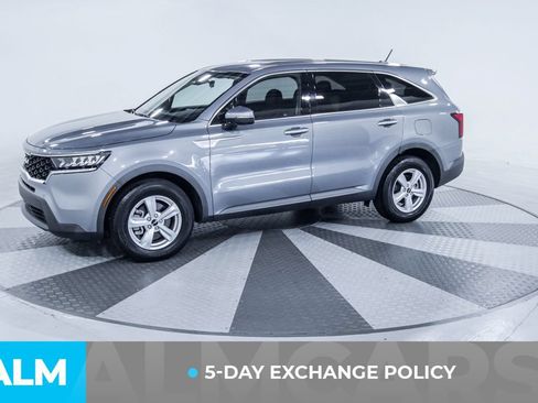 Used 2023 Kia Sorento LX FWD image 3