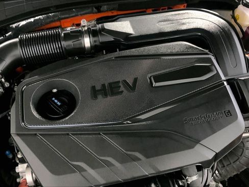 Used 2025 Hyundai Sonata SEL FWD image 30