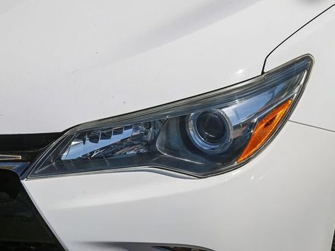 Used 2015 Toyota Camry XSE w/ Moonroof Package FWD image 8