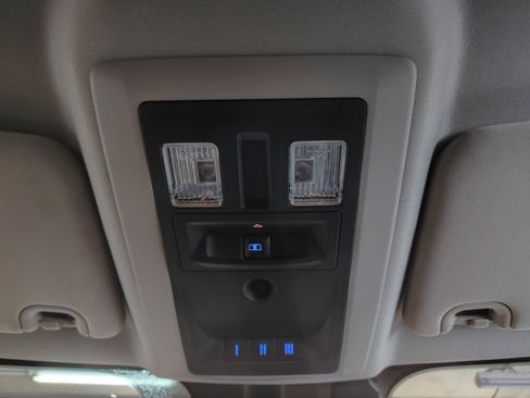 Used 2015 RAM 1500 Laramie Longhorn w/ Convenience Group image 6