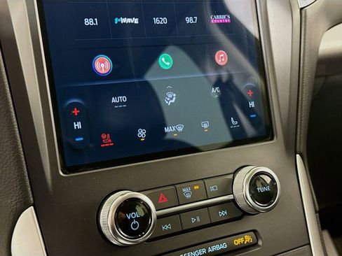 Used 2024 Ford Edge SEL w/ Convenience Package image 15