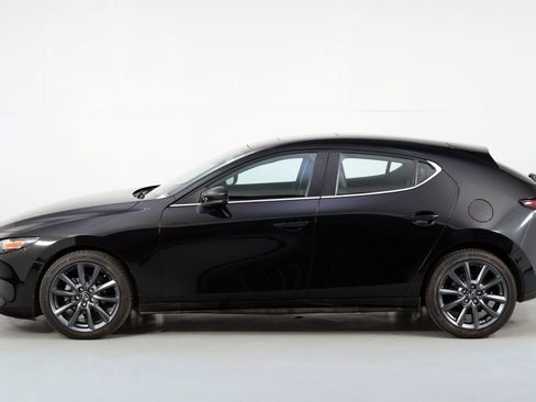 Used 2022 MAZDA MAZDA3 s image 45