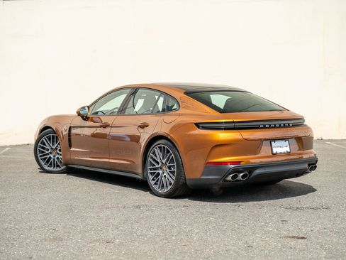 Certified 2025 Porsche Panamera 4 AWD/4WD image 3