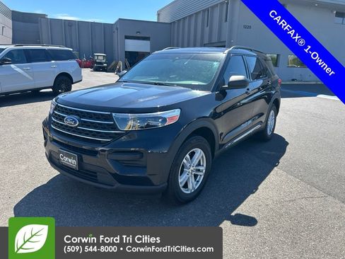 Used 2020 Ford Explorer XLT w/ Comfort Package AWD/4WD image 3