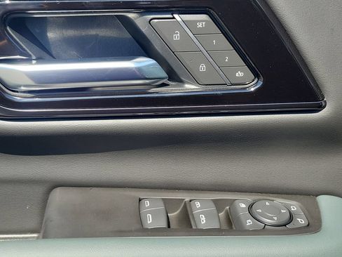 New 2026 GMC Yukon XL AT4 w/ AT4 Premium Plus Package AWD/4WD image 13