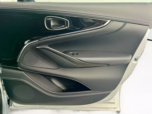 New 2026 Aston Martin DBX 707 AWD/4WD image 24