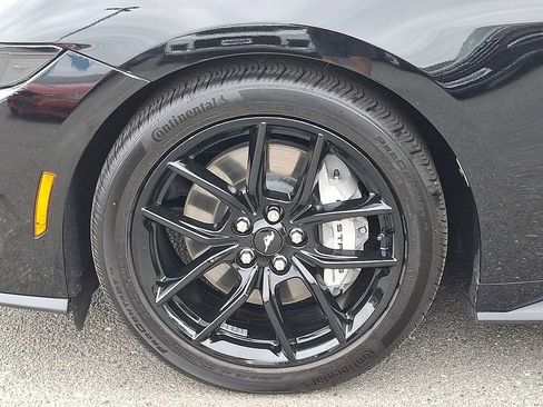 Used 2025 Ford Mustang GT Premium RWD image 8