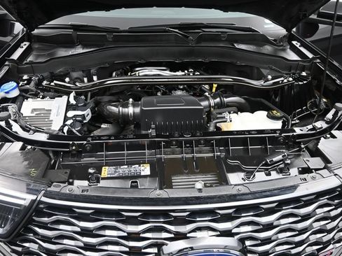 Used 2023 Ford Explorer ST w/ Equipment Group 401A AWD/4WD image 37