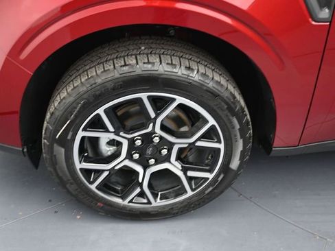 New 2025 Ford Maverick Lariat w/ 4K Tow Package image 10