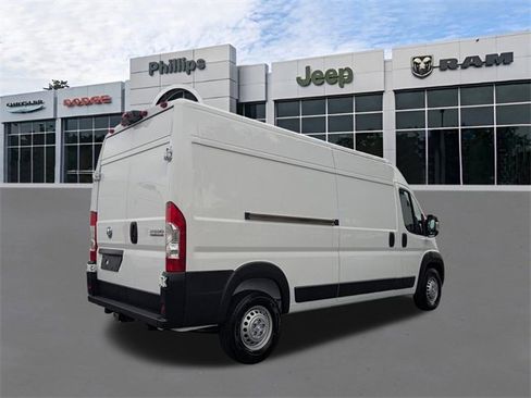 New 2025 RAM ProMaster 2500 w/ Convenience Group image 4