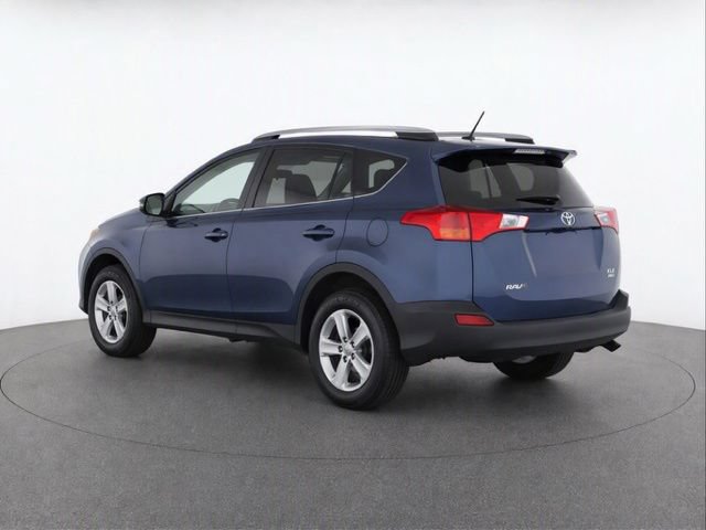Used 2013 Toyota RAV4 XLE AWD/4WD image 4