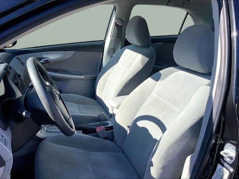 Used 2012 Toyota Corolla LE image 7