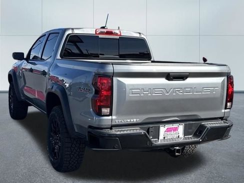 Used 2026 Chevrolet Colorado Trail Boss image 3