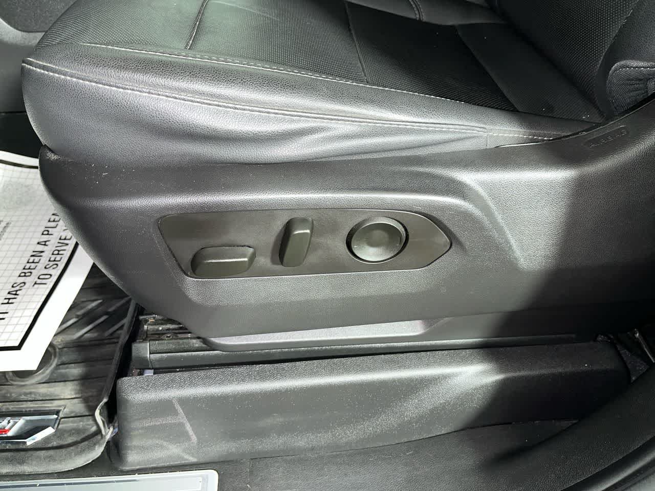 Used 2024 Chevrolet Silverado 1500 LTZ AWD/4WD image 14
