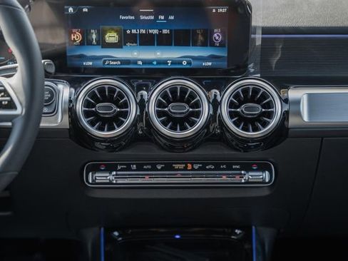 New 2026 Mercedes-Benz GLB 250 4MATIC image 22