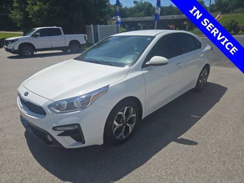 Used 2020 Kia Forte LXS FWD image 3