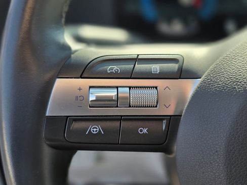 Certified 2025 Hyundai Kona SEL FWD image 24