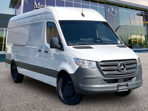 Used 2026 Mercedes-Benz Sprinter 3500 image 1