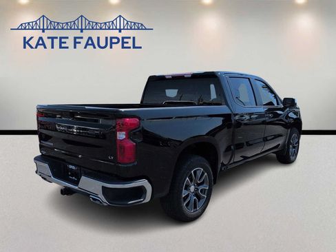 Used 2023 Chevrolet Silverado 1500 LT w/ Z71 Off-Road Package AWD/4WD image 7