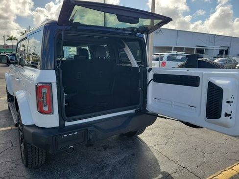 Used 2025 Ford Bronco Outer Banks image 5