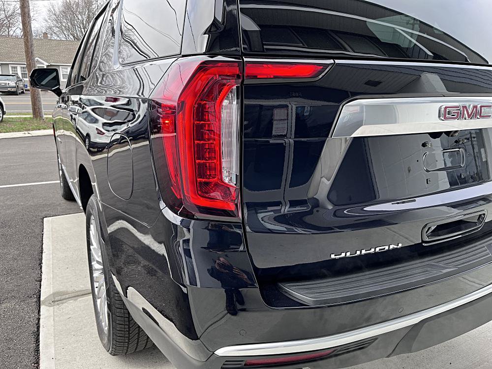 Used 2024 GMC Yukon Denali AWD/4WD image 14