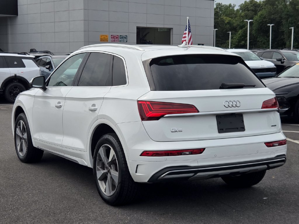 Used 2023 Audi Q5 2.0T Premium Plus w/ Premium Plus Package AWD/4WD image 6