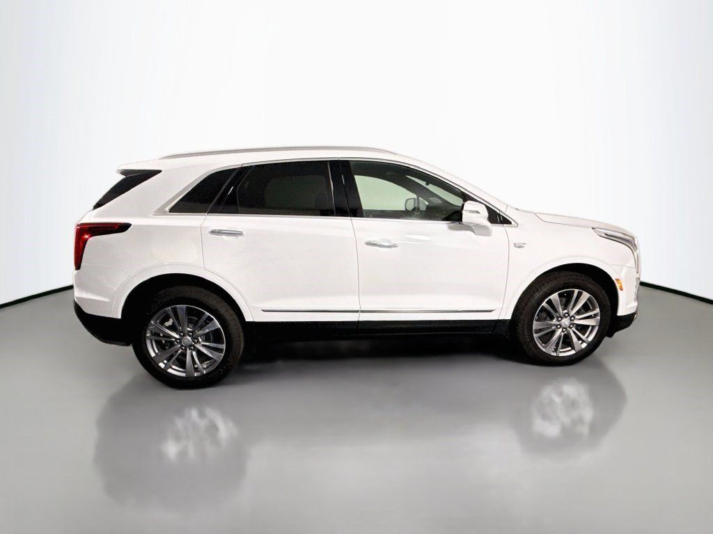 Used 2024 Cadillac XT5 Premium Luxury FWD image 11