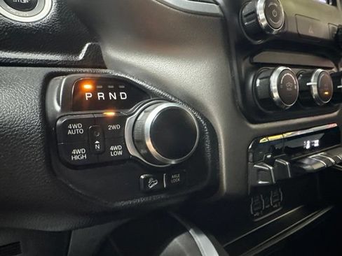 Used 2020 RAM 1500 Big Horn AWD/4WD image 10
