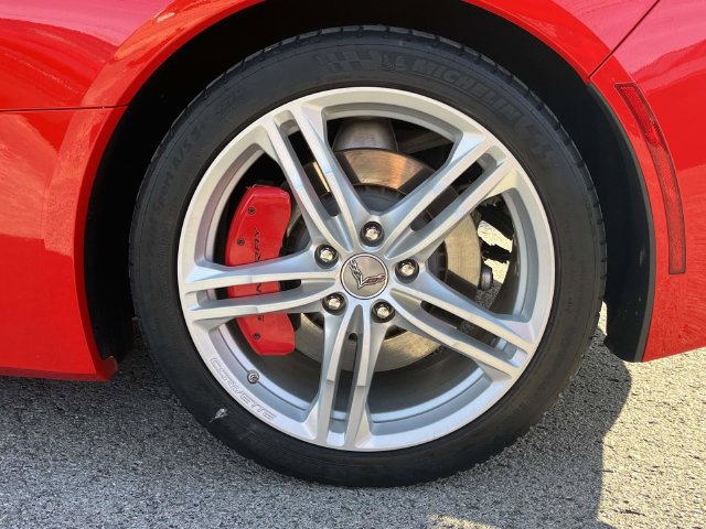 Used 2017 Chevrolet Corvette Stingray Coupe w/ 1LT RWD image 11