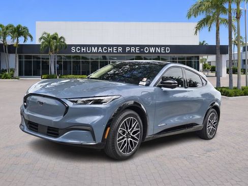 Used 2024 Ford Mustang Mach-E Premium image 3