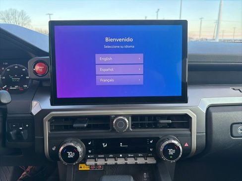 Used 2025 Toyota Tacoma TRD Sport w/ TRD Sport Premium Package image 25