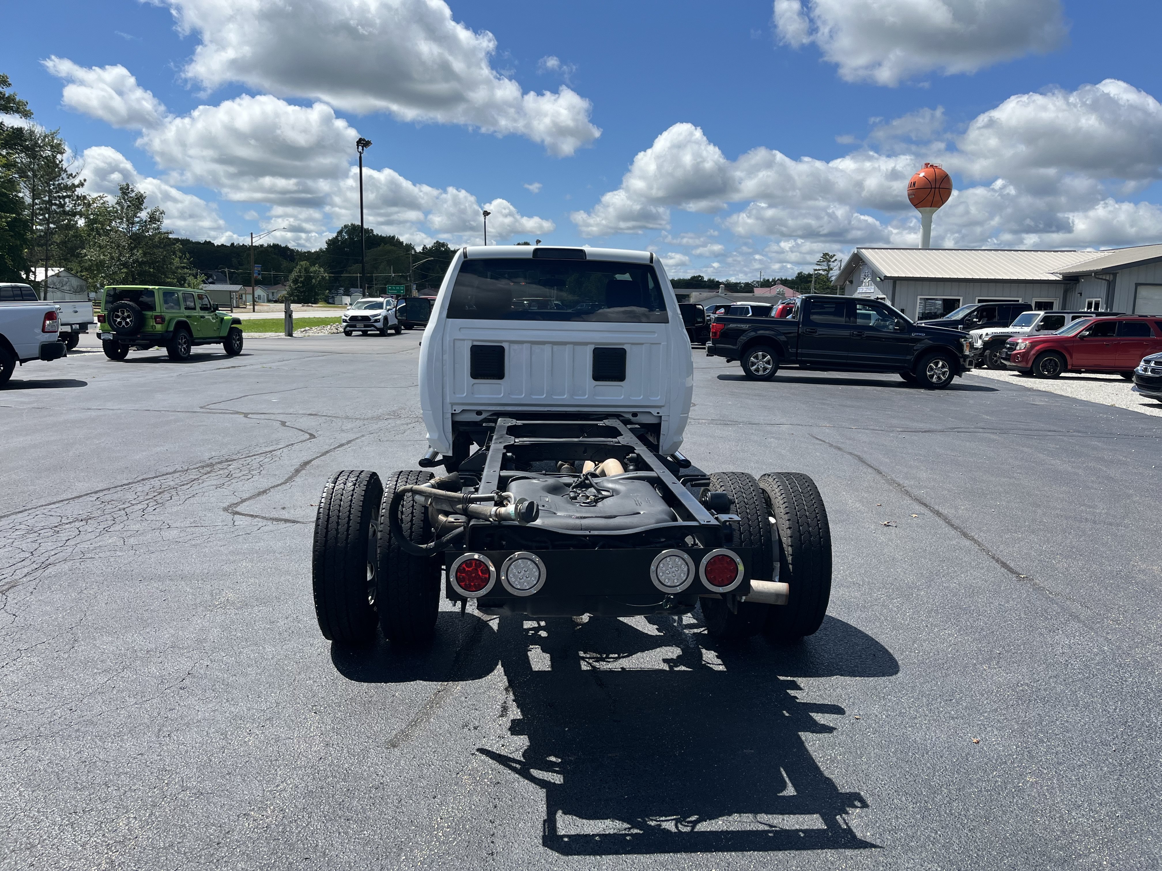 Used 2020 RAM 3500 Tradesman RWD image 4
